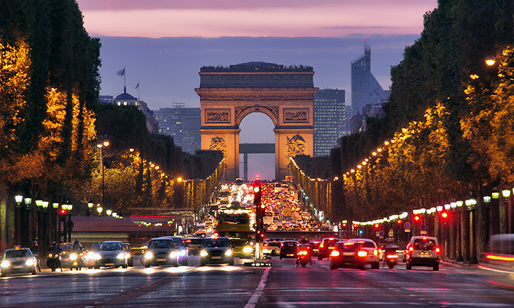 Champs-Élysées set for green transformation with traffic space reduced