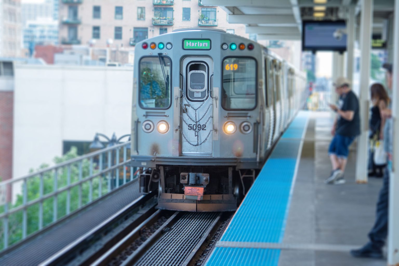 CTA drops capacity limits on buses and trains in Chicago